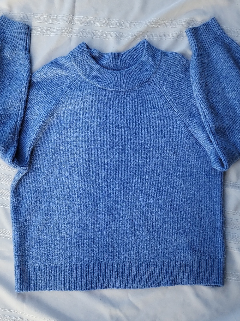 GAP Light Blue Ribbed Crewneck Sweater.  Could Be Unisex